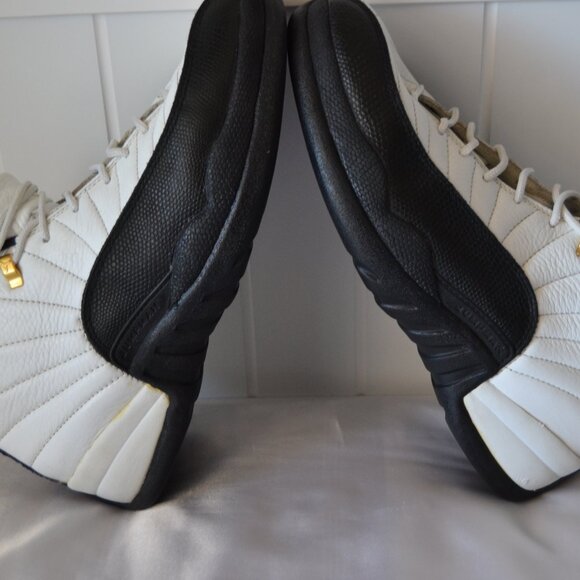 JORDAN 12  OG -1997 TAXI-  - 130690-101 - PRE-OWNED - SIZE US 12  $210 - Picture 15 of 16